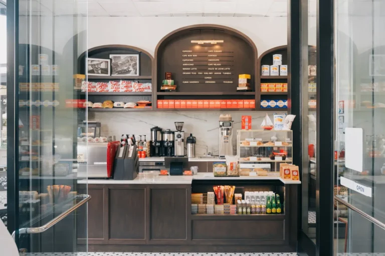 Airoma Cafe